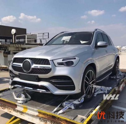 配双数字显示屏 曝奔驰全新GLE低伪谍照