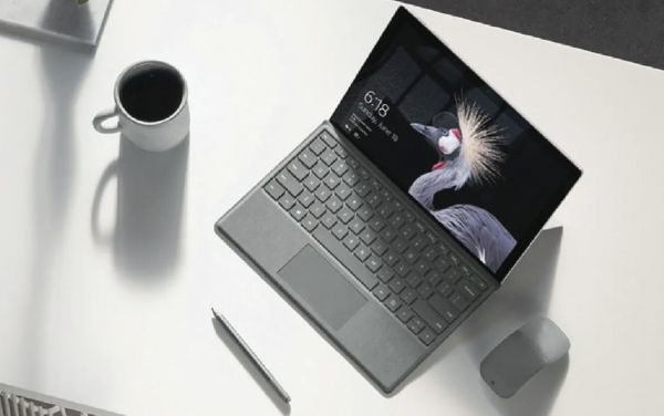 微软将推出 Surface Studio 显示器，笔记本产处理器或转投 AMD