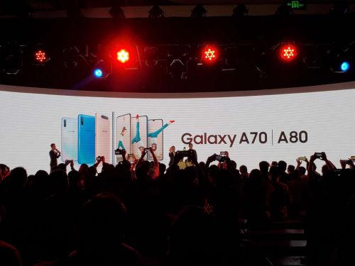 布局中端市场 三星GalaxyA系列四款新品齐发