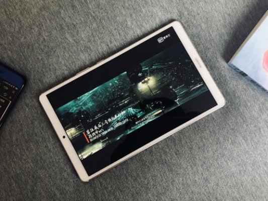 一手掌控的全能型游戏影音神器：8.4英寸华为平板M6评测