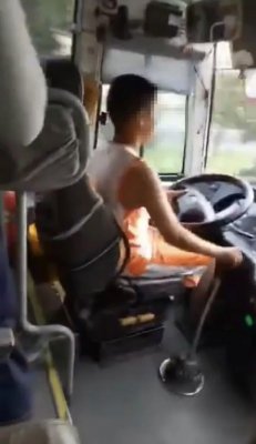14岁男生开大客车载客 警方：将严肃处理
