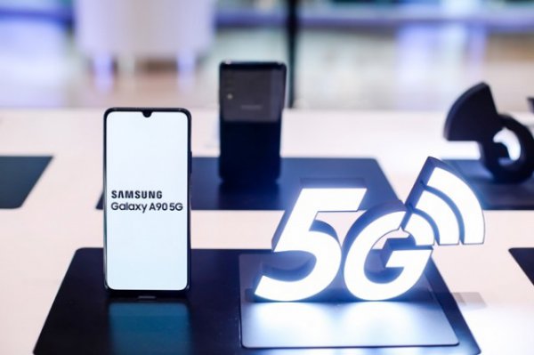 加速国内5G手机普及 三星中端新机Galaxy A905G发布 售价4499元