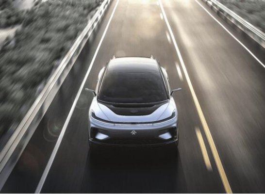 电动汽车｜法拉第未来公布FF 91内饰图：至少有11块屏幕