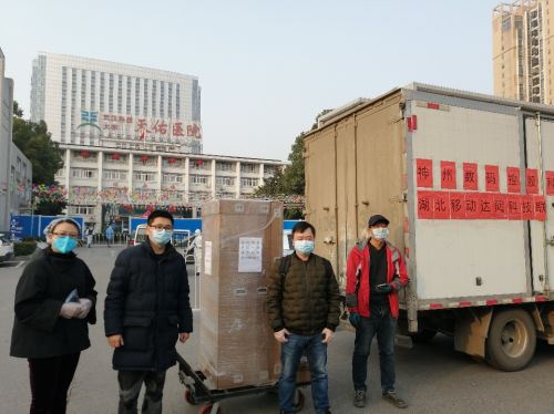 中国移动5G智能医护机器人在武汉抗疫前线正式上岗