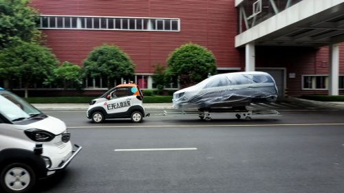 驭势科技携上汽通用五菱打造首条厂区无人驾驶物流线路 行驶里程超10000公里