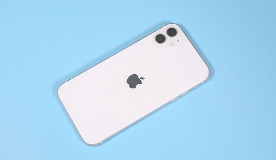 富士康3月销售又下跌：正全力生产新款iPhone SE 性价比无敌？