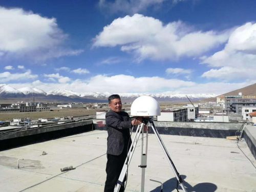 货拉拉调动77位司机协助中海达5G基站建设项目