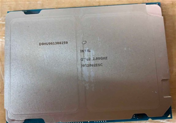 Intel第四代至强可扩展处理器Sapphire Rapids实物照曝光：双芯设计